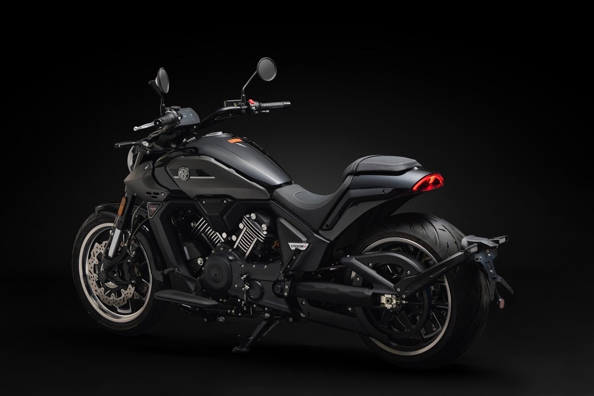 MBP C1002V: la cruiser cinese è disponibile nelle concessionarie